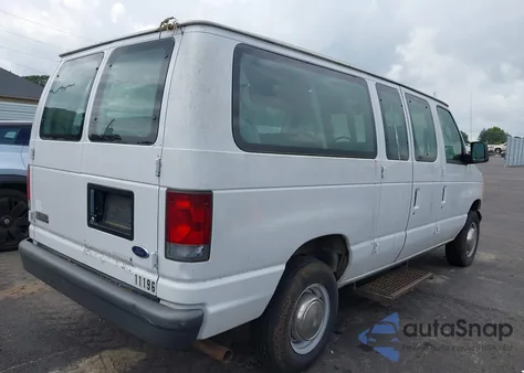 2003 Ford E-350 Super Duty Chateau/Xl/Xlt z USA, uszkodzony, nr VIN 1FBNE31L13HB41347